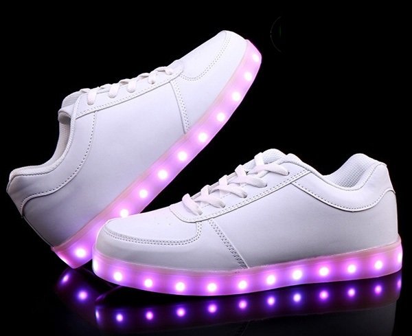 dhurata për fëmijë këpucë LED