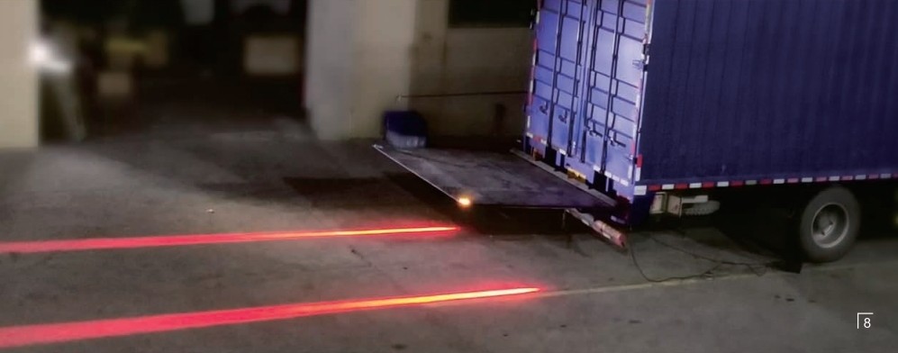 Drita paralajmëruese e linjës LED për automjetet me rampë të pjerrët
