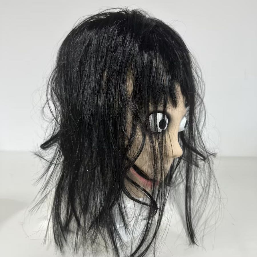 Maska e frikshme për fytyrën vajzë (kukull) Momo