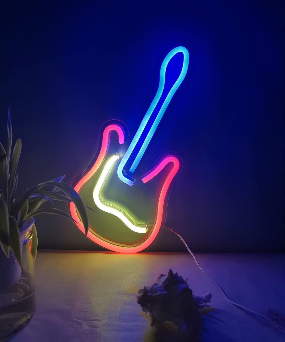kitarë me ngjyra të ndezura në mur - neoni led