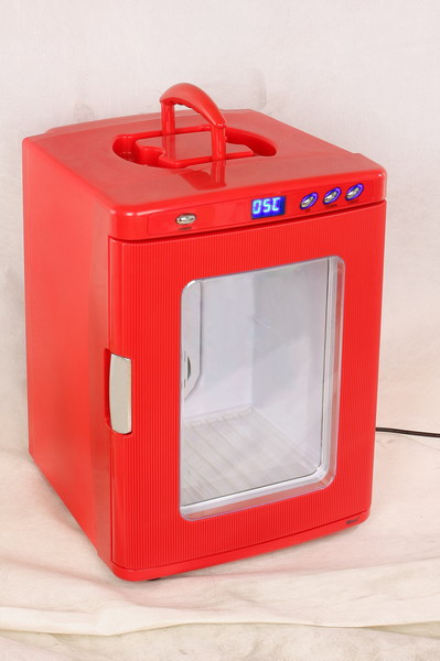 mini frigorifer i kuq retro